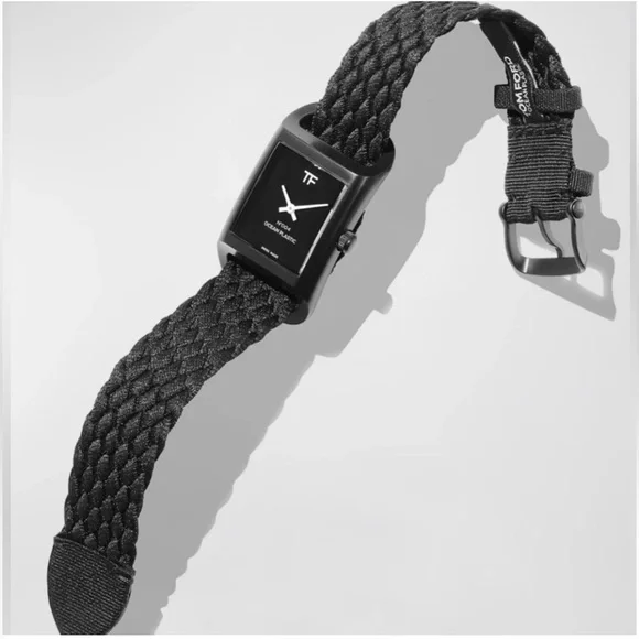 TOM FORD TIMEPIECES
Tom Ford 004 Ocean Plastic Watch - Picture 2 of 6